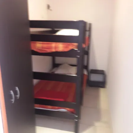 Briloc A 50m De La *